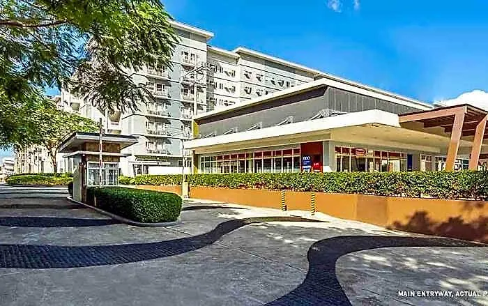 Trees Residences Staycation 2 Bedroom Hotel 2*